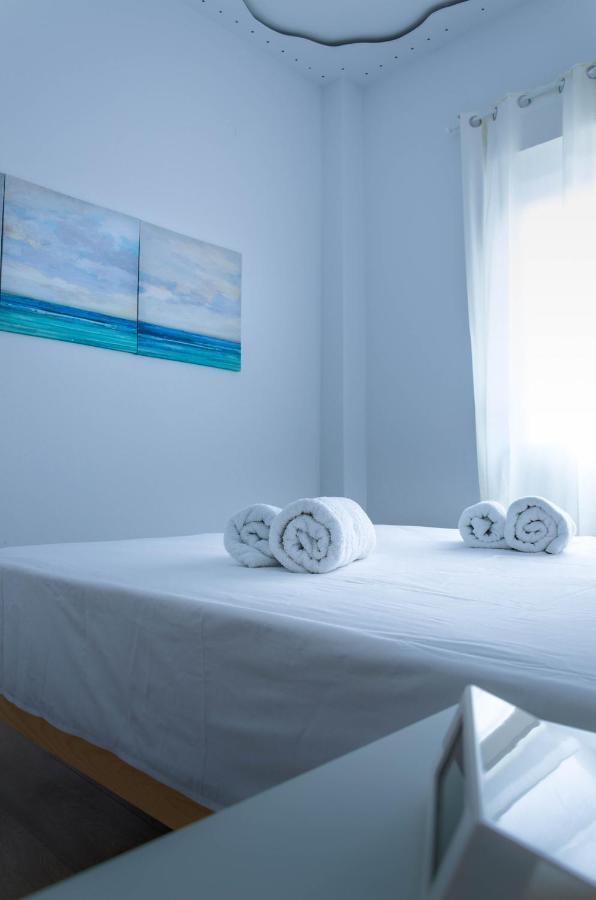 New Renovated 1B Apartment Close To Historic Center เอเธนส์ ภายนอก รูปภาพ